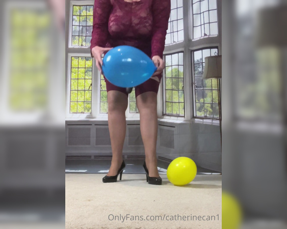 Catherinecan1 aka Catherinecan1 OnlyFans - Balloon popping and strapon