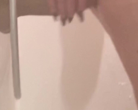 Catherinecan1 aka Catherinecan1 OnlyFans - Hot and soapy In the shower and so thankful I brought my fuck toy mmmm