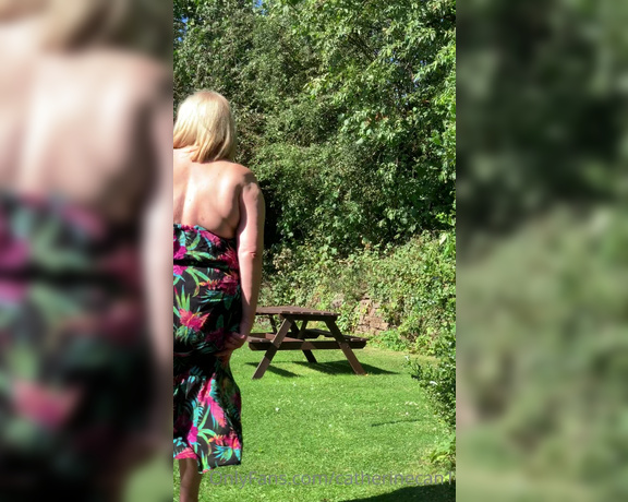 Catherinecan1 aka Catherinecan1 OnlyFans - Is that a blue tit or a great tit sat in my garden lol