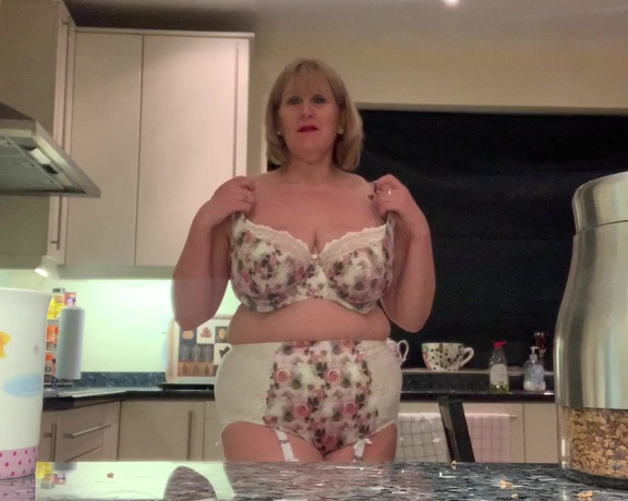 Catherinecan1 aka Catherinecan1 OnlyFans - Coffee Time! Plus!! Silky Panties and a little strip tease in the kitchen! Panties and bra end