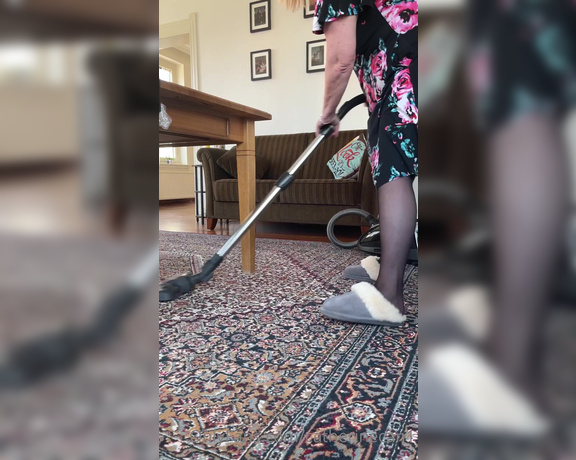 Catherinecan1 aka Catherinecan1 OnlyFans - Your best friends mum is a whizz with the vacuum But after all that cleaning she needed a little