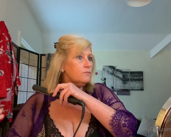 Catherinecan1 aka Catherinecan1 OnlyFans - I didnt know I was been watched while I was getting ready … hair done, lipstick on and ready