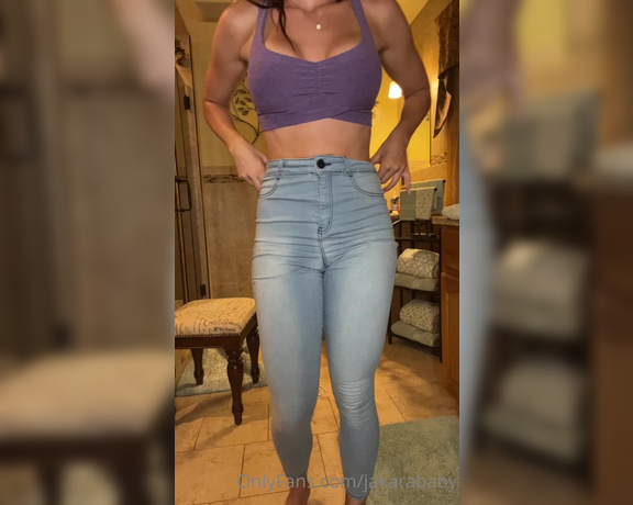 Jakara PAWG aka Jakarababy OnlyFans - So I got these new jeans and they’re extremely tight they’re rubbing against my pussy for some reaso