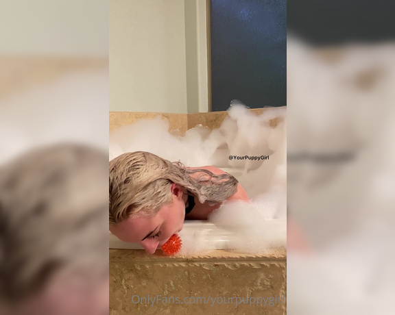 Jenna aka Yourpuppygirl OnlyFans - Woof! I love getting all soapy and wet while covering myself in bubbles Who wants to give me a b 1