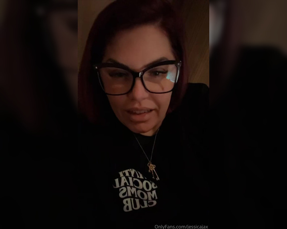 Jessica Jax aka Jessicajax OnlyFans - Could y’all, please do me a favor and watch this And just remember no one can see your answer…