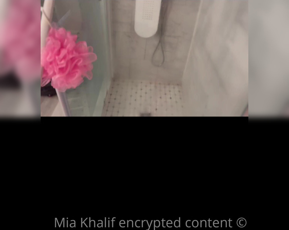 Mia Khalif aka Miasakhalif OnlyFans - VIDEO TAPE out in your PM If you’re a new sub, just tip 17$ to receive it Watch my 62’ bootie