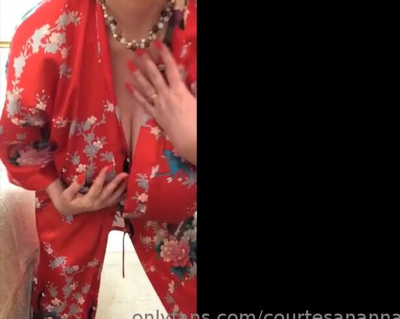 Courtesan Annabel aka Courtesananna OnlyFans - See my red Chinese silky robe striptease