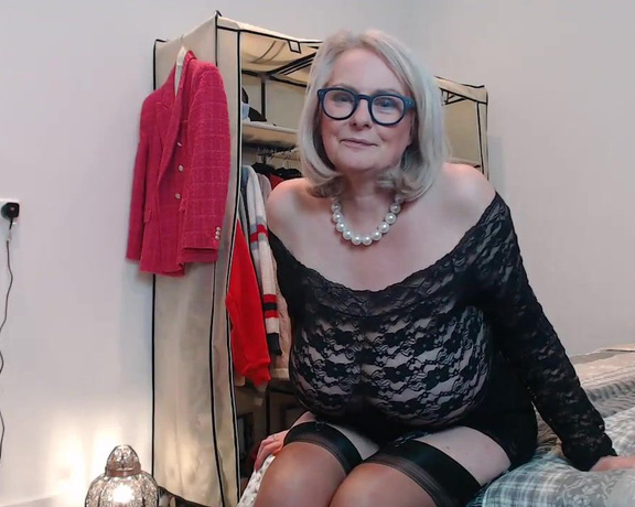 Courtesan Annabel aka Courtesananna OnlyFans - Stream started at 11092023 1004 pm Late night show Thursday 9th