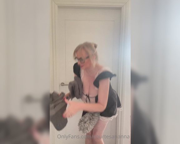 Courtesan Annabel aka Courtesananna OnlyFans - Housekeeping maid roleplay … it’s a long one ! bet you would love this to happen to you
