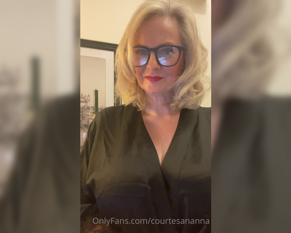 Courtesan Annabel aka Courtesananna OnlyFans - A new collection of bras coming … The nice version will be on my youtube soon and there will be many