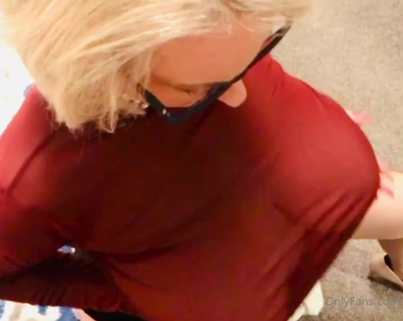 Courtesan Annabel aka Courtesananna OnlyFans - Monday lunchtime hand job and cum shot all over my sheer red top