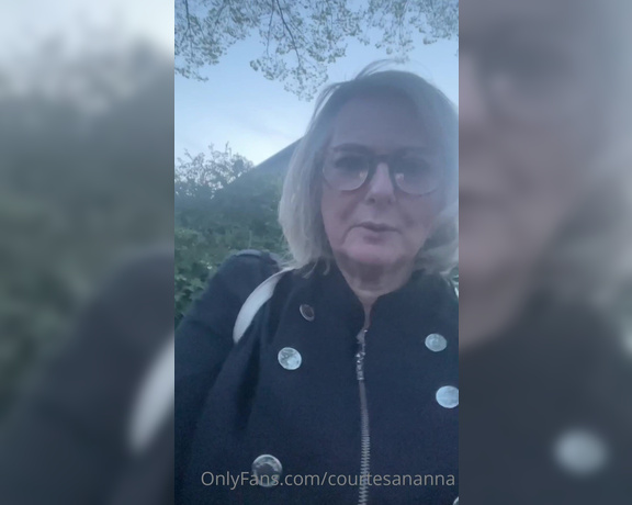 Courtesan Annabel aka Courtesananna OnlyFans - A little evening walk … with the Lovense toy