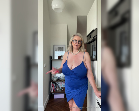 Courtesan Annabel aka Courtesananna OnlyFans - It’s back … LIVE at FIVE, Monday to Thursday 1700 UK 1800 NL drinks & chat sexy fun & naughty teas