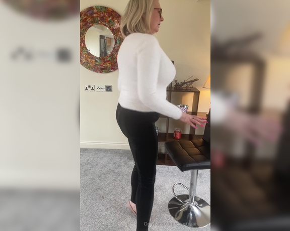 Courtesan Annabel aka Courtesananna OnlyFans - It’s all about the ass look at those black pants can you think of anything to shine them with answer