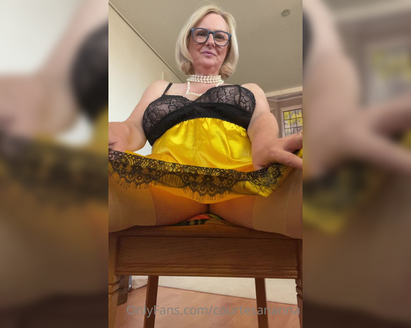 Courtesan Annabel aka Courtesananna OnlyFans - This is probably my favourite colour negligee at present the goldyellow looks so vibrant and against