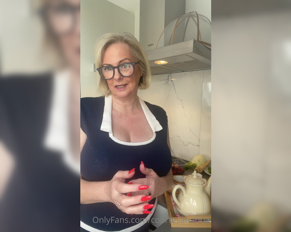 Courtesan Annabel aka Courtesananna OnlyFans - Elevenses  morning tea chat Have a wonderful new week, a new month and Halloween Hugs Annabel