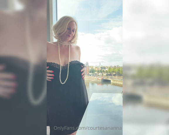 Courtesan Annabel aka Courtesananna OnlyFans - Hotel window strip tease  bet you wish you looked up and saw me naked in the window !