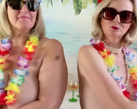 Courtesan Annabel aka Courtesananna OnlyFans - Ohh found this clip of @catherinecan1 and me hula hula dancing !