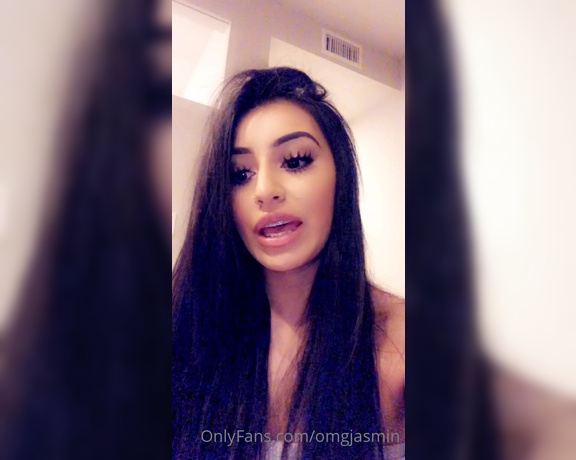 Princess Jasmin aka Omgjasmin OnlyFans - I’ll be going live tomorrow (Sunday) at 6pm and 9pm! I’ll be showing you guys what I got and play 1