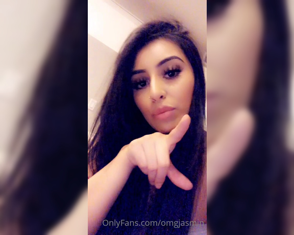 Princess Jasmin aka Omgjasmin OnlyFans - I’ll be going live tomorrow (Sunday) at 6pm and 9pm! I’ll be showing you guys what I got and play 2