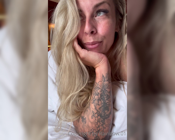 Rainbow aka Rainbow_01 OnlyFans - Hvilken dialekt foretrekker du jeg svarer p innboksen med