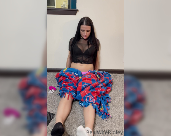 RealWifeRidley aka Realwiferidley_vip OnlyFans - After a night out and a few ’s … I got home and decided I wanted to open my new toys with you  3