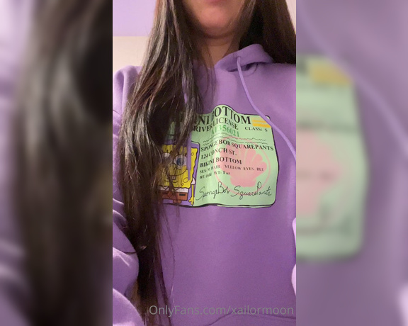 Xailor aka Xailormoon OnlyFans - I fell asleep in my spongeboob hoodie, with my granny panties on, and woke up like this!