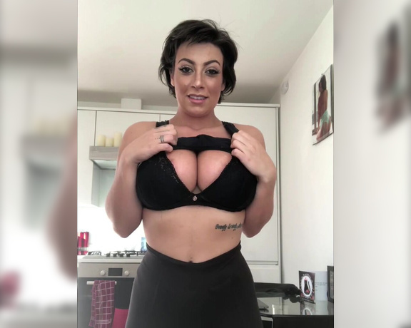 FionaGirlSoho OnlyFans Video94,  Big Tits, Milf