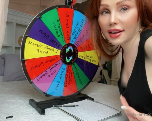 Ginger Phoenix aka Gingerphoenix OnlyFans - Happy Side boob Sunday Spin my Wheel! I videotaped everyone who signed up to spin, will be sending