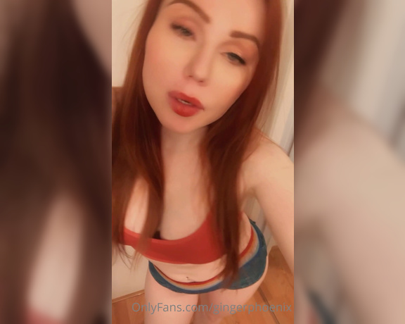 Ginger Phoenix aka Gingerphoenix OnlyFans - Serving smiles for my  for NYE even pizza delivery got a surprise fun fact about me I was