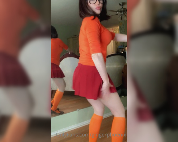 Ginger Phoenix aka Gingerphoenix OnlyFans - Naked in bathdaphne Velma cosplay a years worth of content of 2020 and I been waiting to DROP