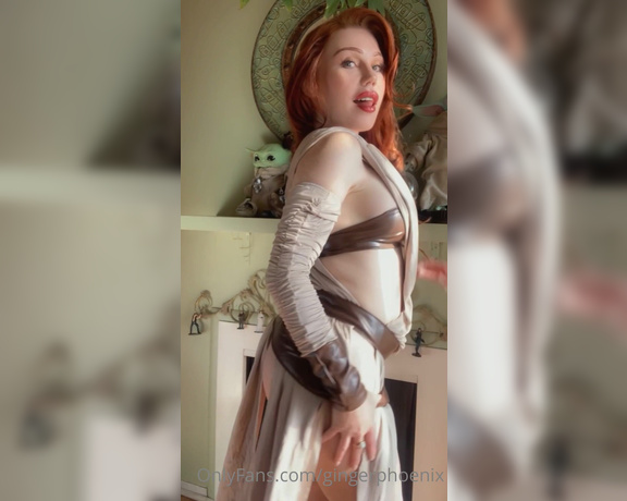 Ginger Phoenix aka Gingerphoenix OnlyFans - Rey Cosplay all cute until i bend over and take off this costume and SMiLE from the back at you