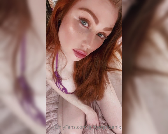 Ginger Phoenix aka Gingerphoenix OnlyFans - Saturday Serenade fleetwood mac…online who wants to play some sci fi trivia today