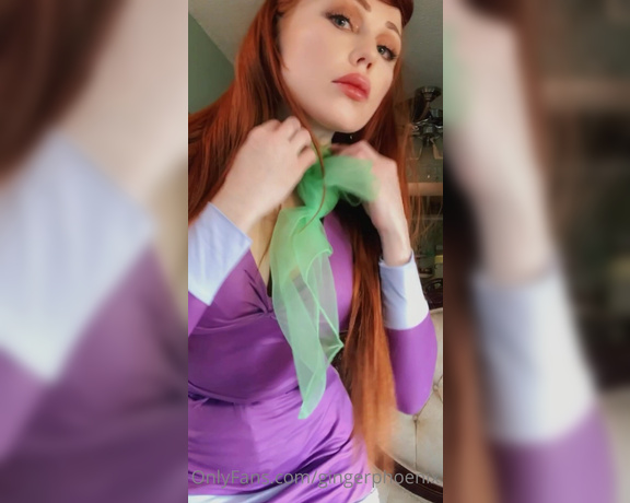 Ginger Phoenix aka Gingerphoenix OnlyFans - Daphne wants to split up with you and she is in a very naughty mood…check for the rest of this