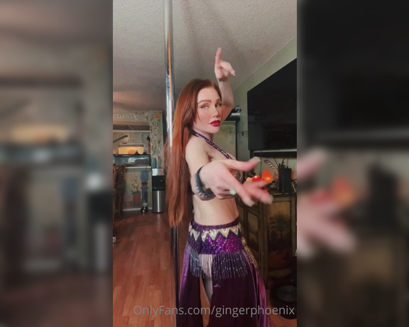 Ginger Phoenix aka Gingerphoenix OnlyFans - If you are in my favorites VIP list you already got the topless bare ass preview of this super sexy