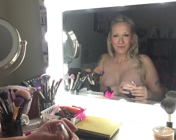 Alana Evans aka Alanaevansxxx OnlyFans - You’re spying on me as I’m putting on my makeup you just can’t help yourself