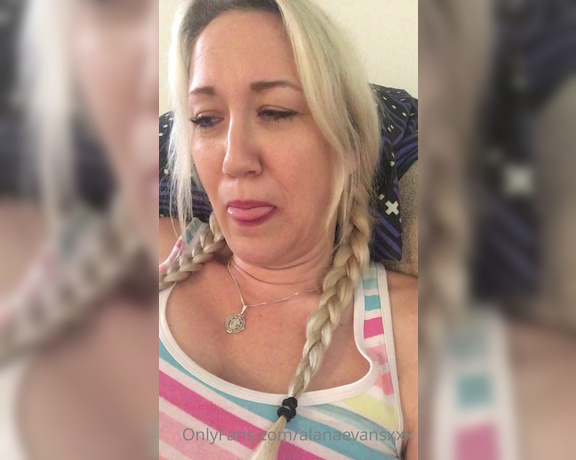 Alana Evans aka Alanaevansxxx OnlyFans - They’re here