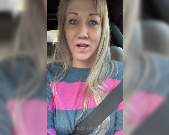 Alana Evans aka Alanaevansxxx OnlyFans - First day of spring semester!!