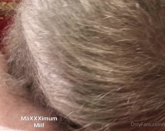 MaXXXimumMilf aka Maxxximummilf OnlyFans - Happy Friday, Boys! XXXmasseason is officially here, and so is some naughty roleplay for you!