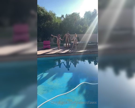 Alexis Fawx aka Alexisfawx OnlyFans - Jumping Naked in the Pool with @madisonmorgan @alexjones420xxx BTS Clip