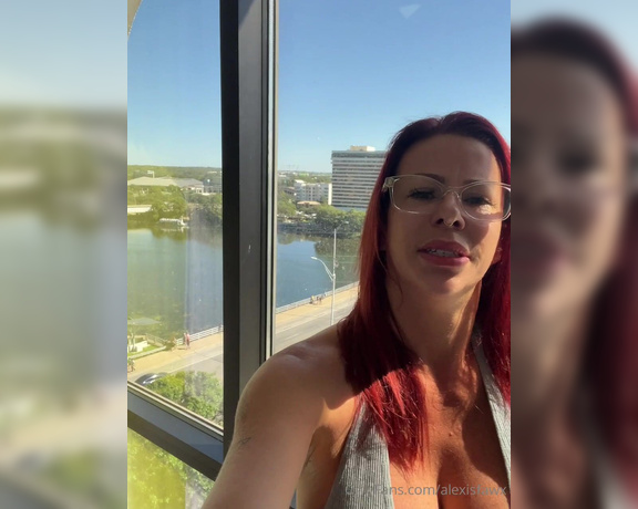 Alexis Fawx aka Alexisfawx OnlyFans - Hello from Austin