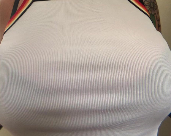 Daniella English aka Daniellaenglish OnlyFans - VIDEO can you lick these please big tits, boobs