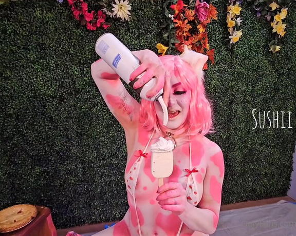Sushii Xhyvette aka Sushiixhyvette OnlyFans - Pink Berry Cowaii Time colab with @mypetmonstergirl full 30min splosh video!