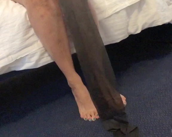 Daniella English aka Daniellaenglish OnlyFans - VIDEO My new boss wanted me to tease him in my pantyhose and play with my cunt in his hotel room