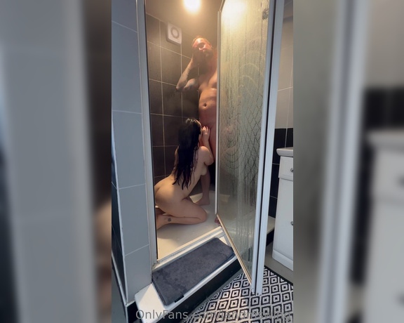 Jen and Marc aka Jandmswing OnlyFans - The best way to start your day  with a morning BJ and fuck in the shower