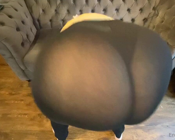 Daniella English aka Daniellaenglish OnlyFans - VIDEO big ass work out in sheer Lycra leggings