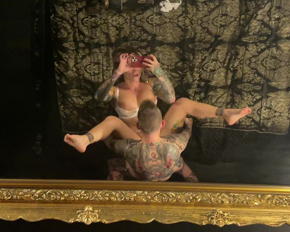 Ava Austen aka Ava_austen OnlyFans - Ceiling mirrors are fun 1