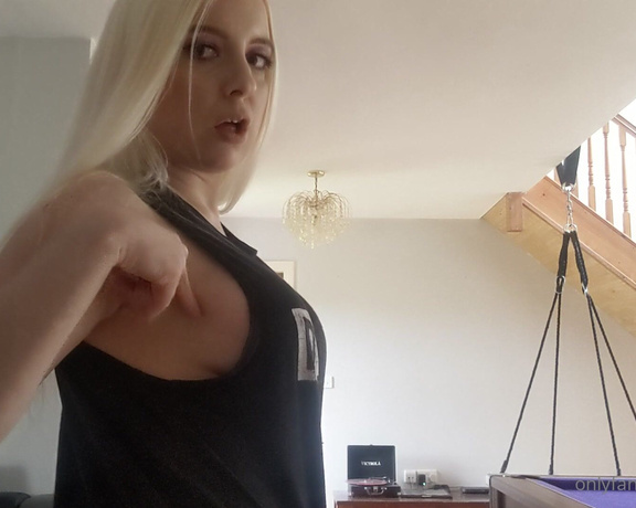 Sophie Shox -  Side boob tease,  Big Tits, Femdom