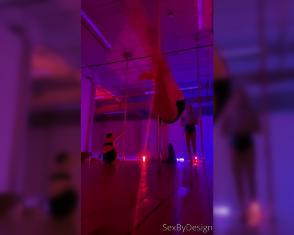 Savvy Suxx -  My first ever pole class  I had so much fun I promise it will get sexier over time