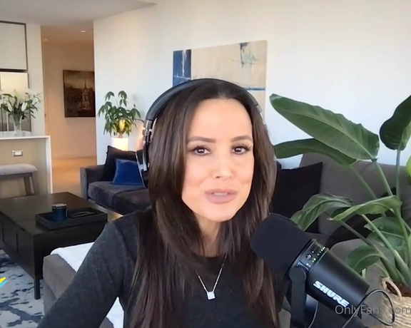 Lisa Ann Onlyfans aka Thereallisaann OnlyFans - Today I am joined by Ashton Blake on Dudes Do Better